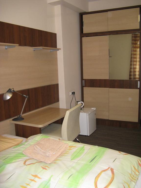Dom Studencki Akademia Muzyczna Hostel Krasków Εξωτερικό φωτογραφία